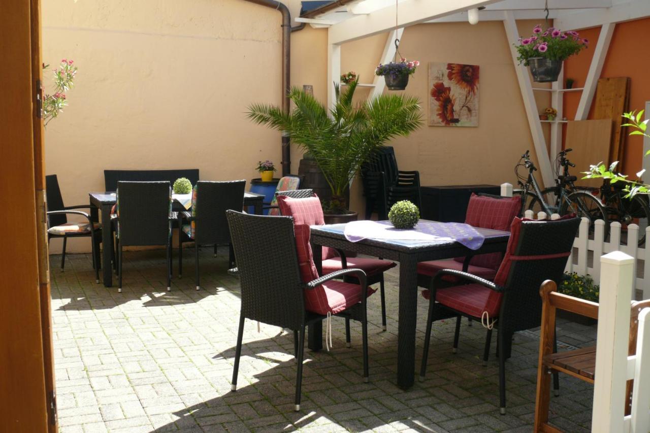 Gaestehaus Herbert Kappes Zeltingen-Rachtig Exterior foto